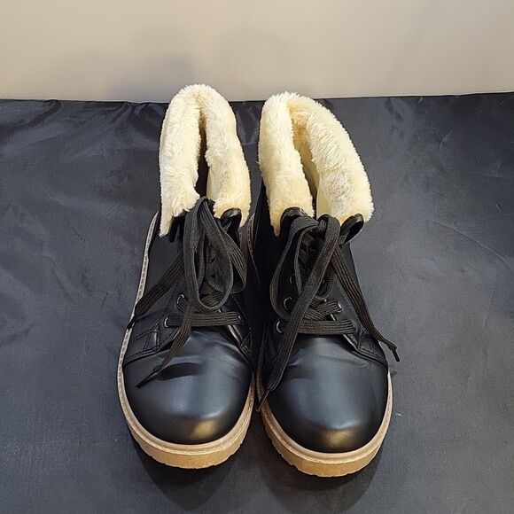 WOMEN"S JUST BE LACED-UP ROUND TOE SLIP-ON BOOT - Picture 3 of 13